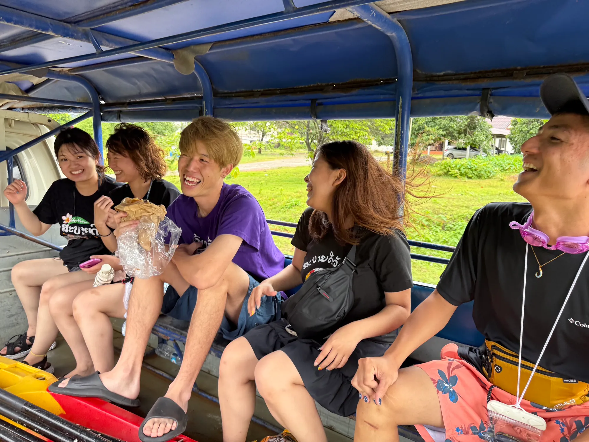 未来への一歩を宣言する旅の仲間
